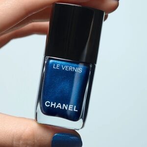 2026 Chanel Denim Collection limited edition Le Vernis Blue Nail 419 Legende